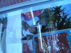 window dancer